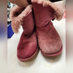 UGGS Girls Size 2 Dark Pink Winter Boots